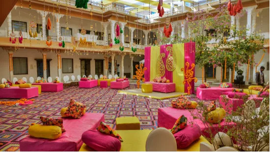 Janana Courtyard & Lounge	