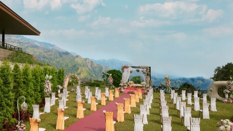 UPPER LONG VIEW LAWNS