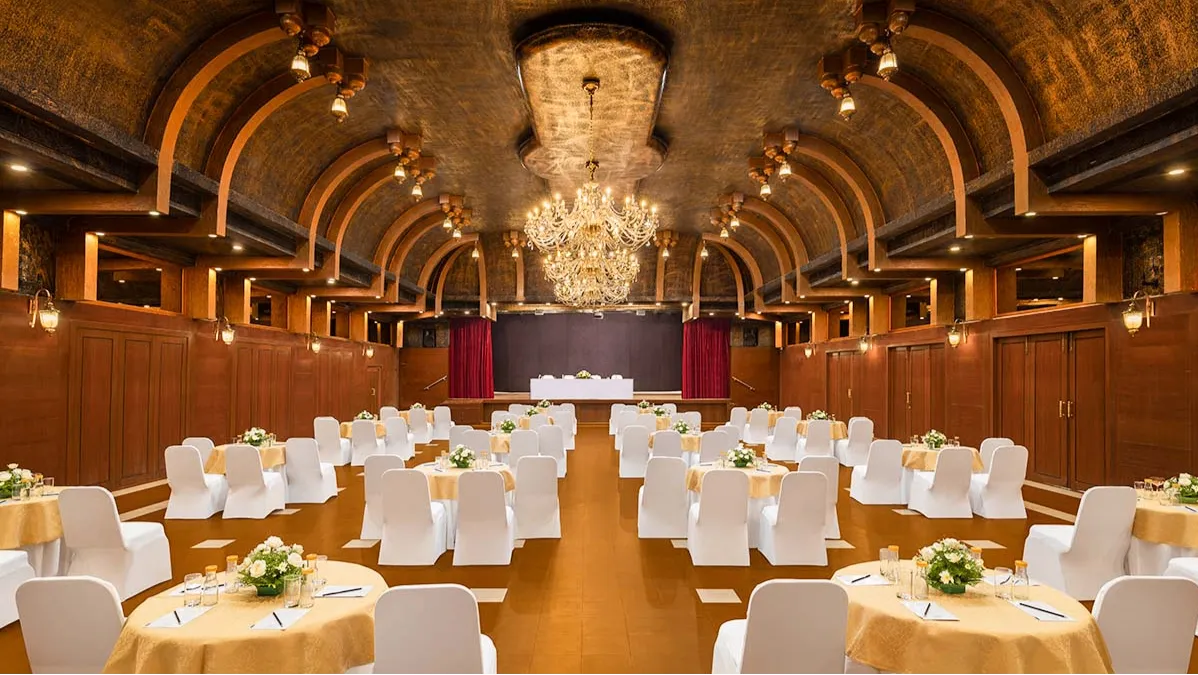 Luminaire Hall 