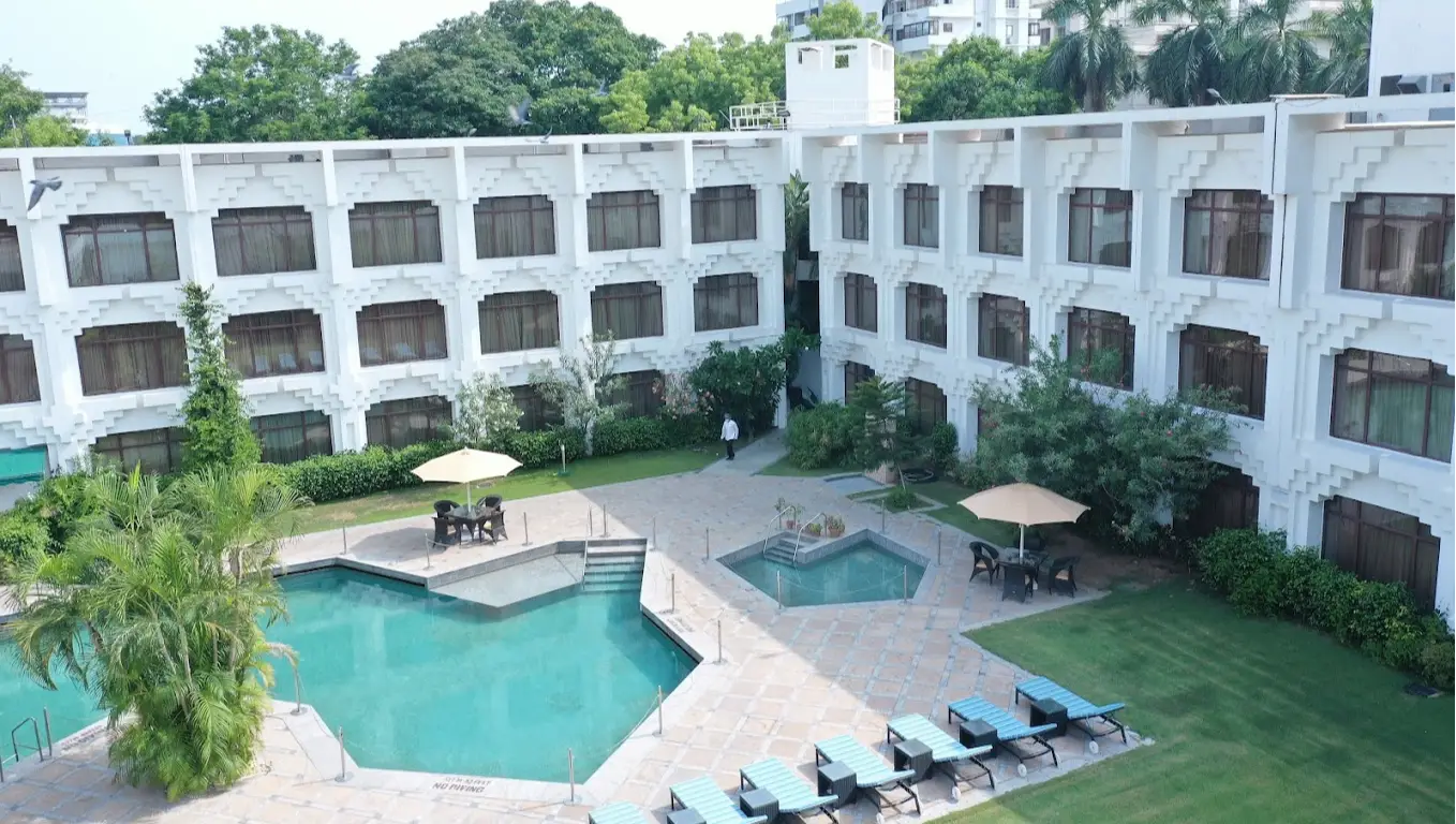 Poolside Lawns