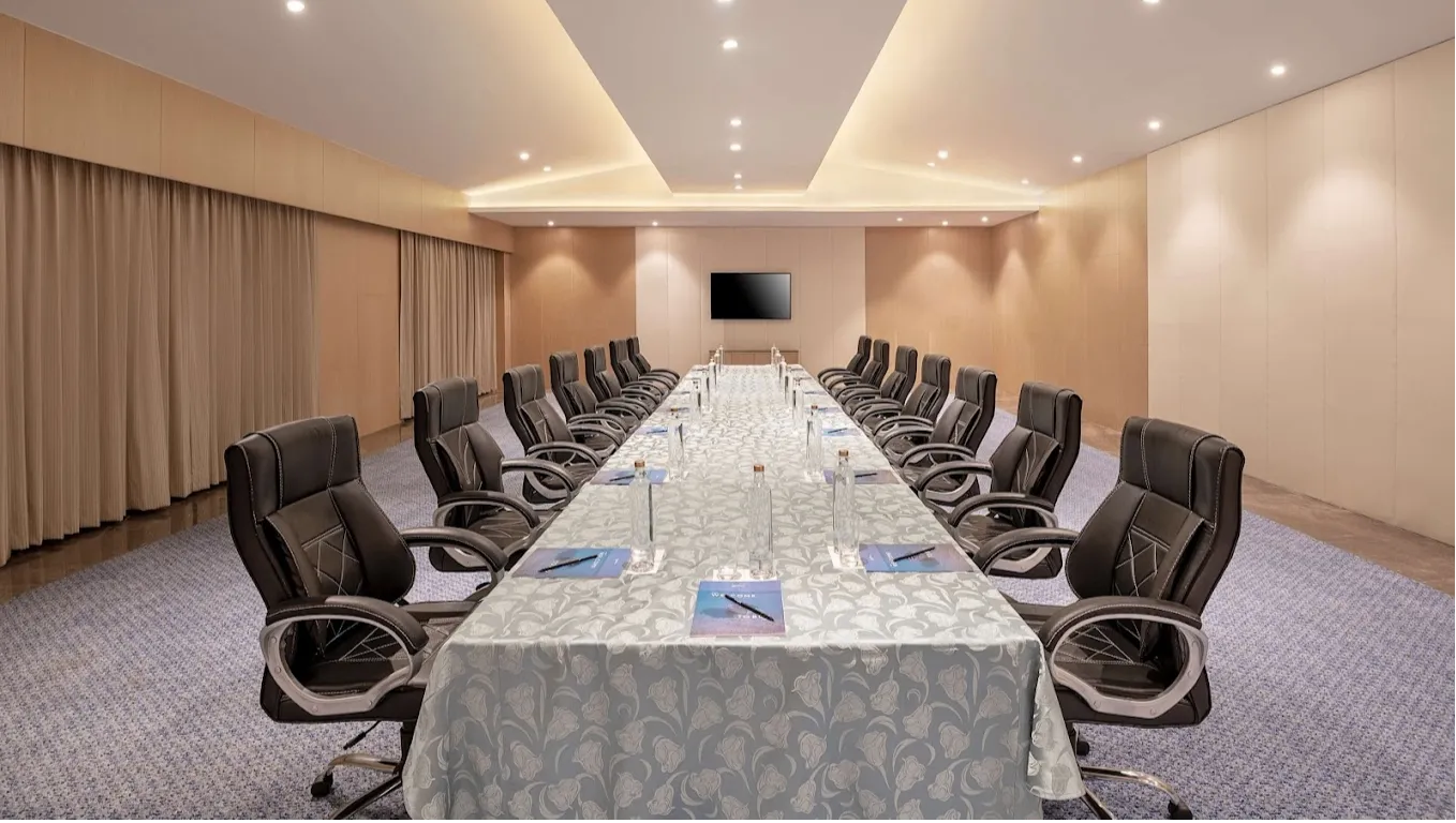 Business Centre 3