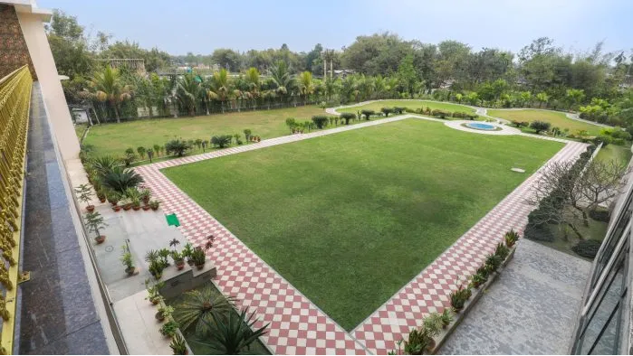 Orang Lawn