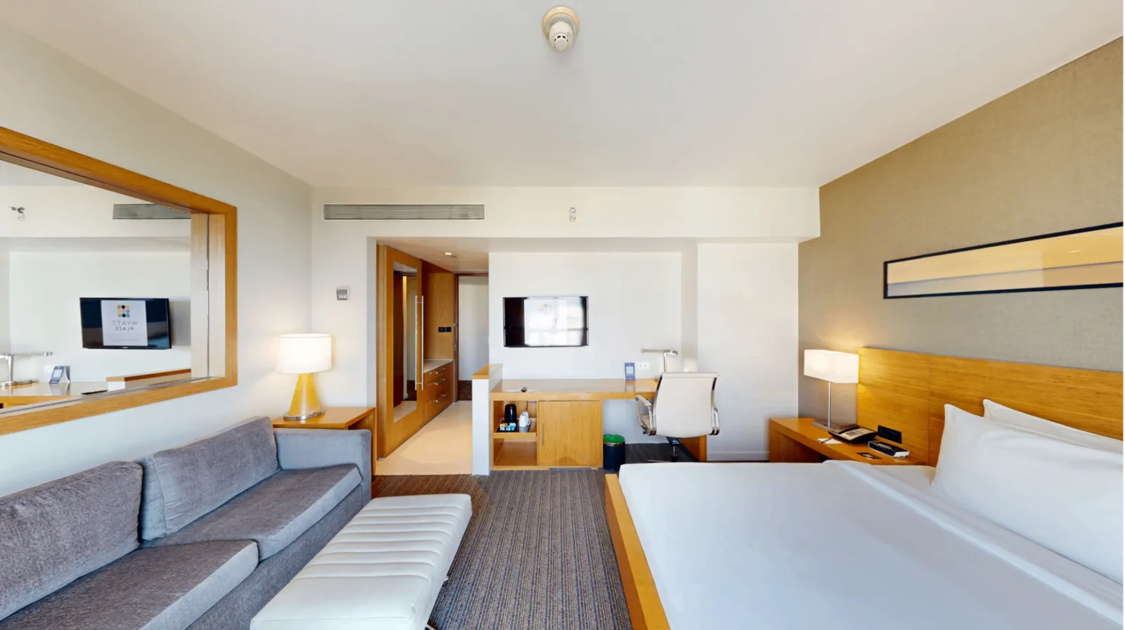 Hyatt King Room With Mountain View