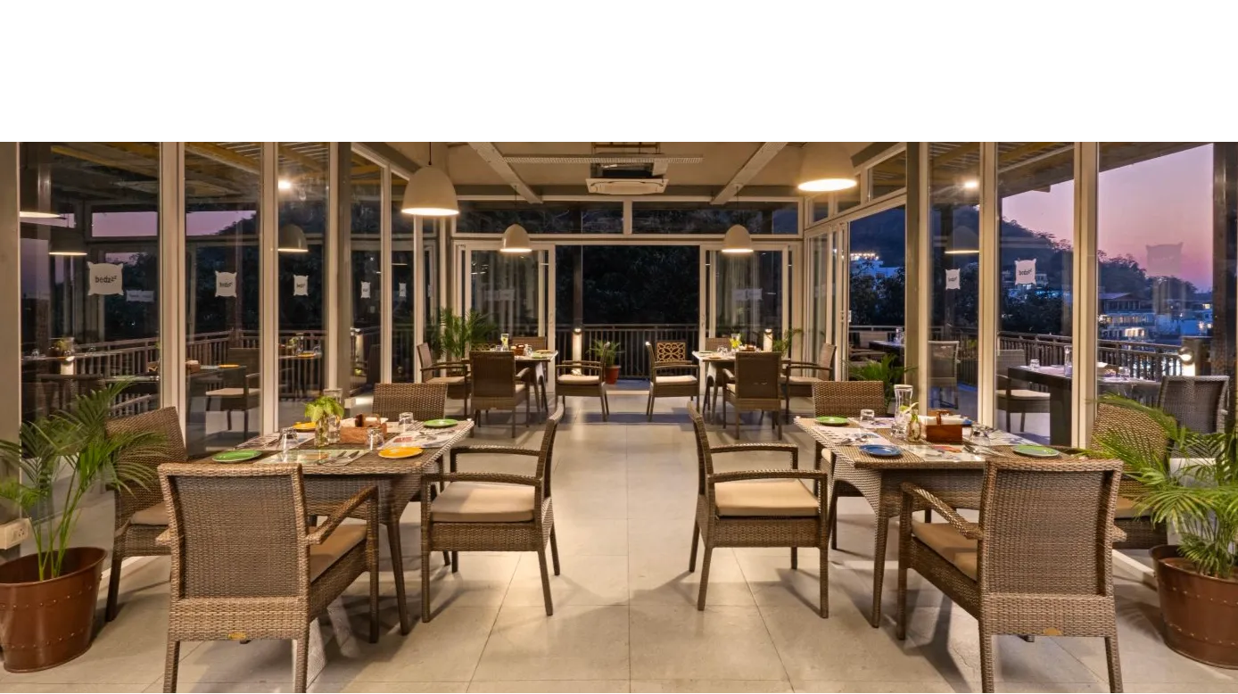 Travel Diaries Café