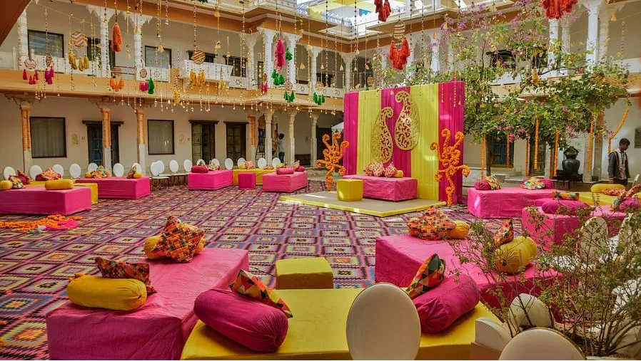 Janana Courtyard & Lounge	