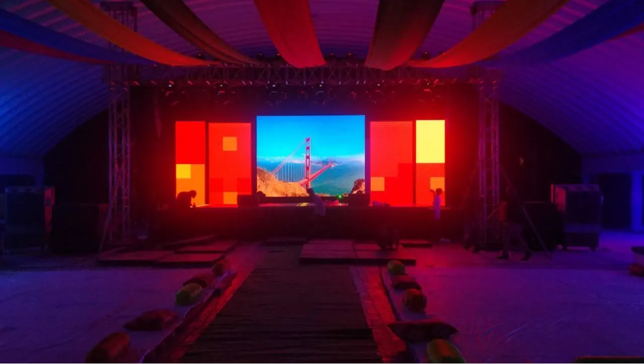 THE ARK CONVENTION HALL