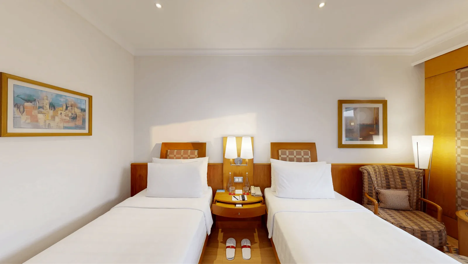 Club Room Twin Bed
