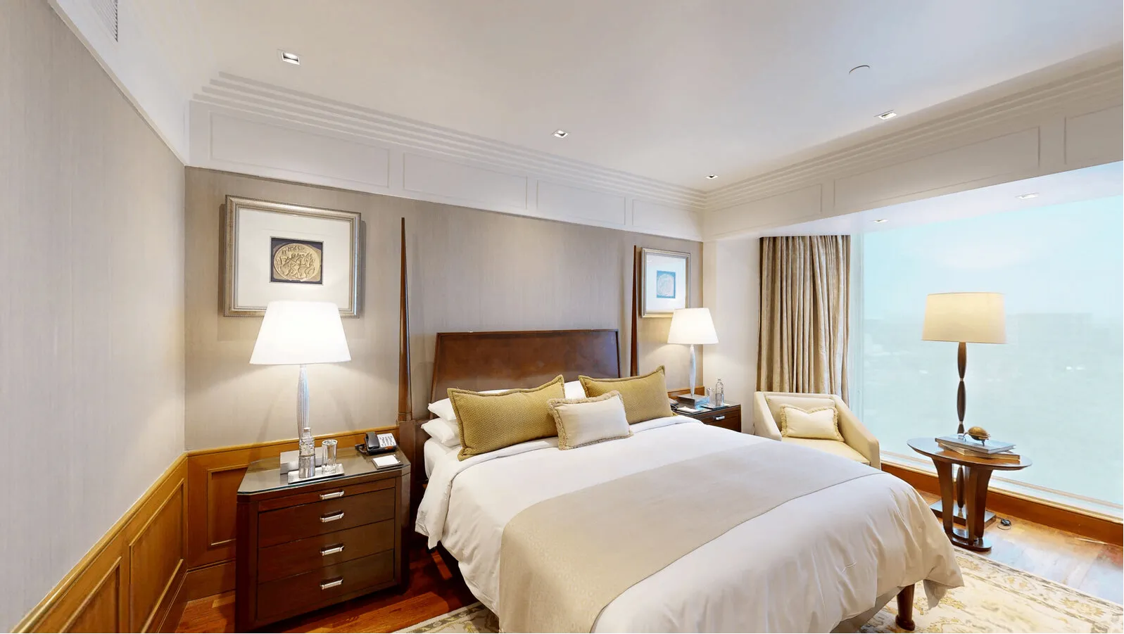 Junior Presidential Suite