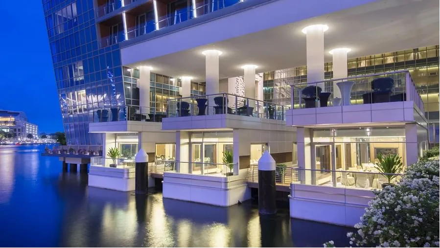 Floating Event Pod (Indoor )