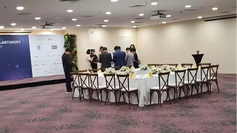 THE LEGACY - Function Hall 3A 