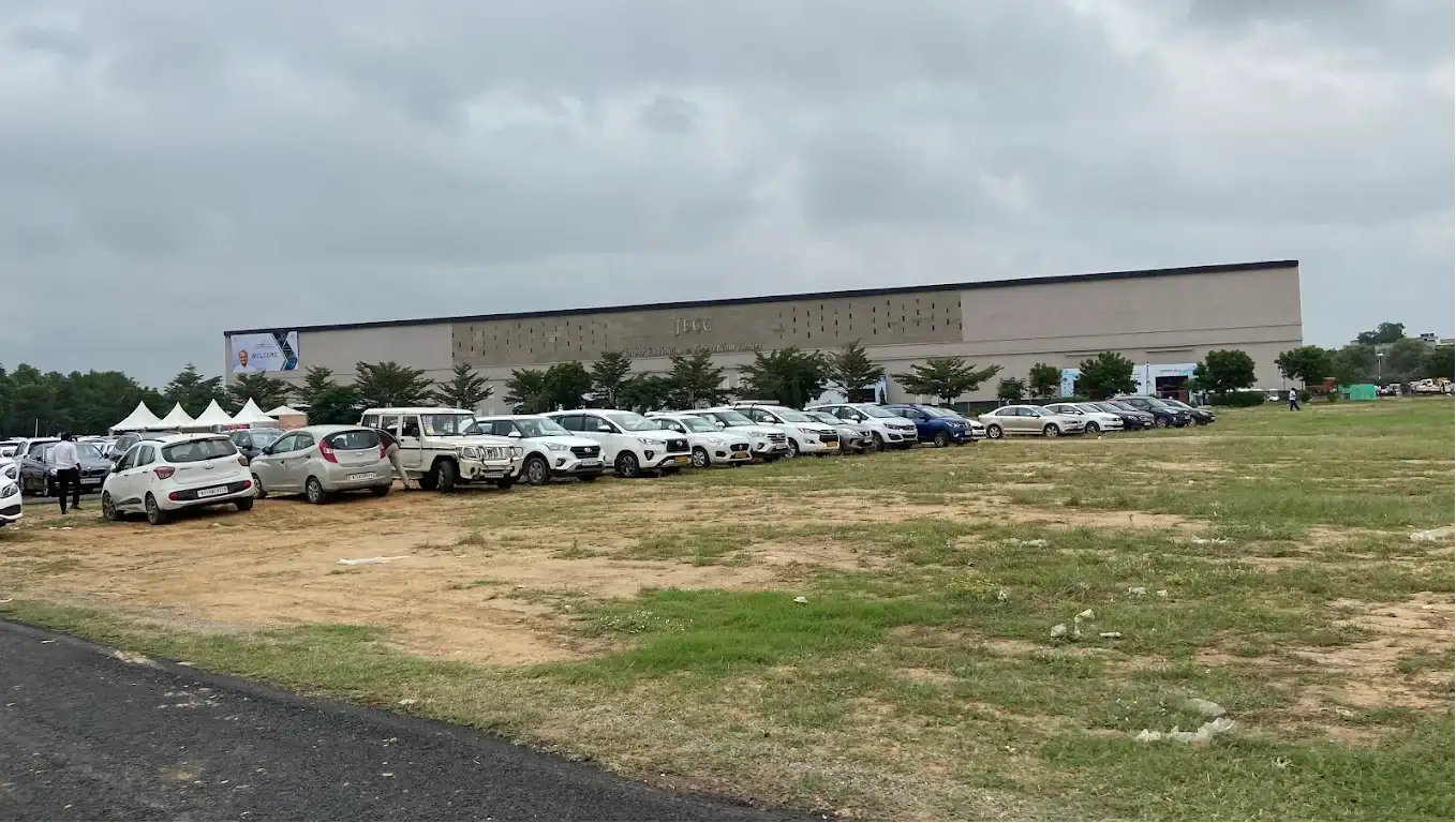 Open Space - Opp. Hall 1 (Parking)