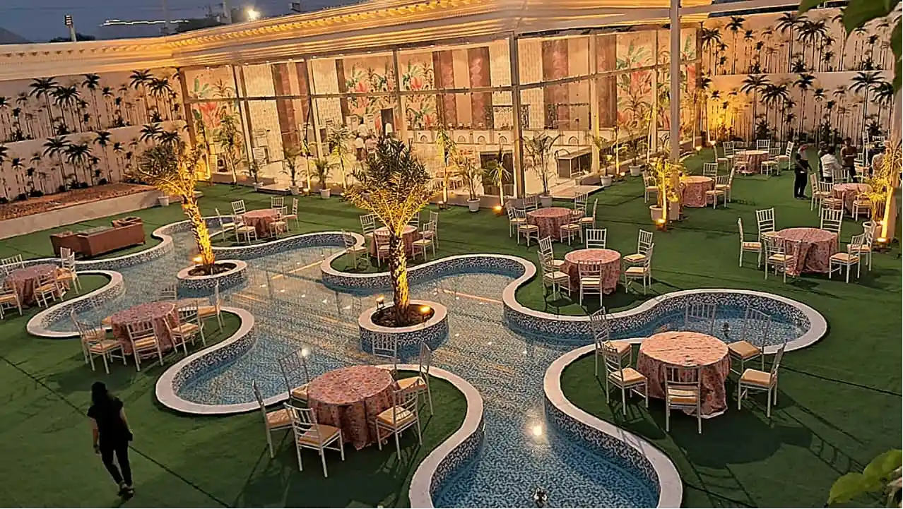 Deewan Palace Banquet Front Open Area 