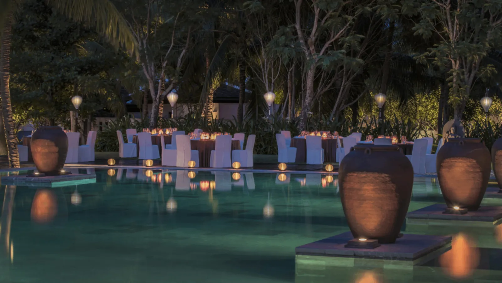 Family Pool (South & West)