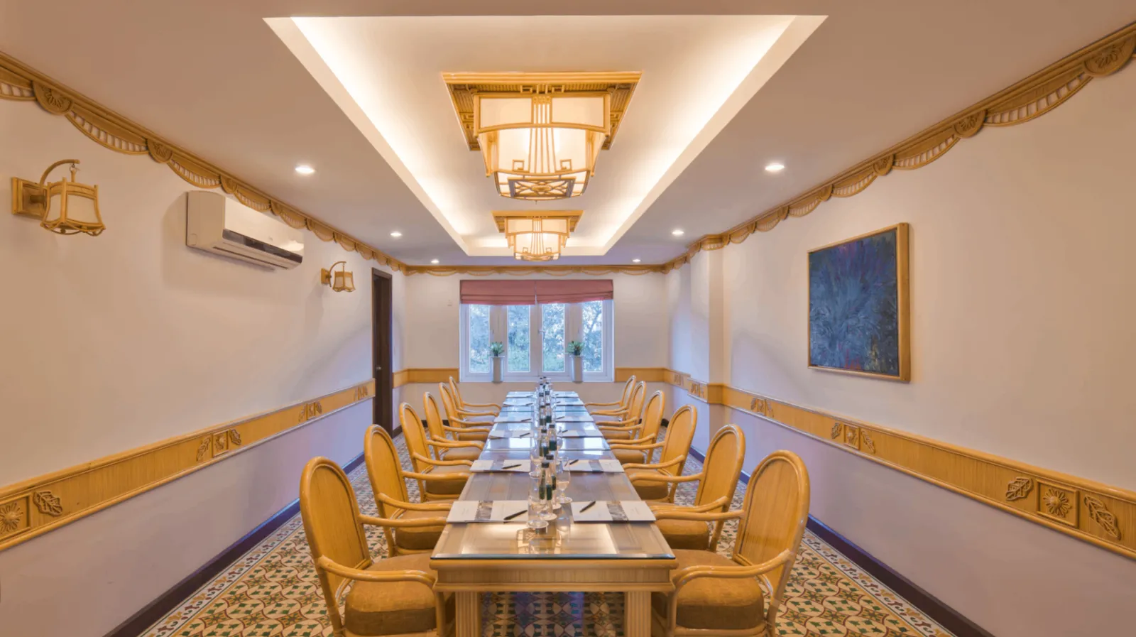 Ngu Vien, Y Vien, Nha Vien