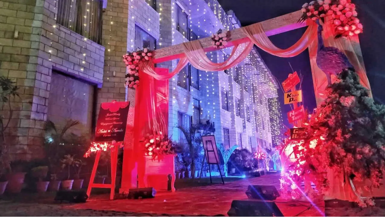 Majestic Hall + Lawn	