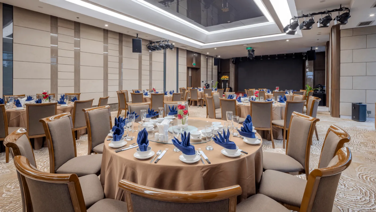 Luminary Grand Ballroom