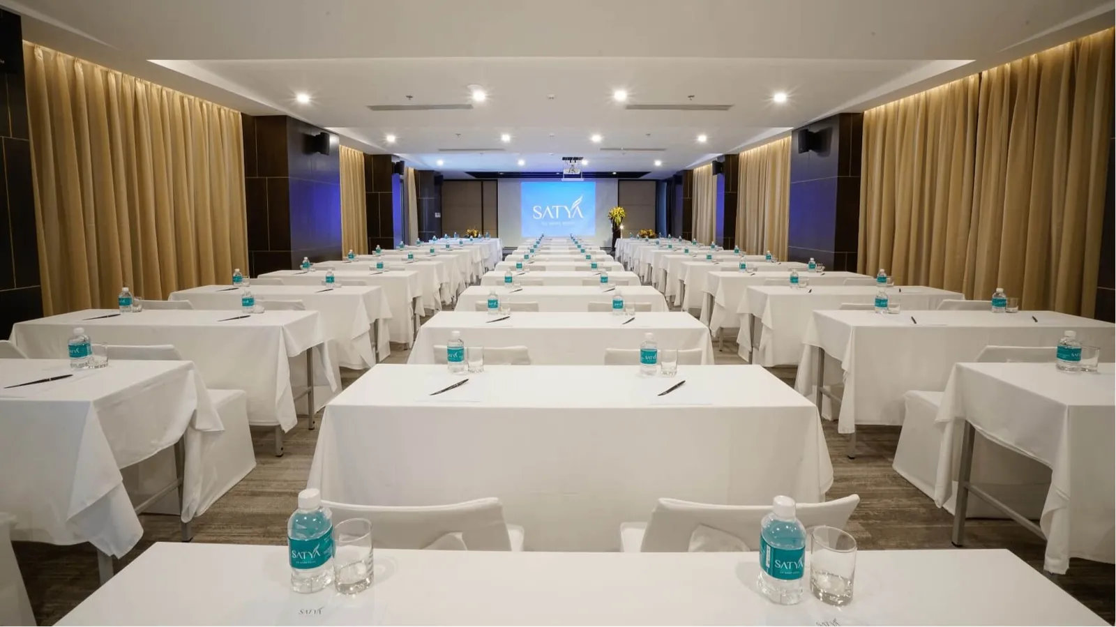 The Meeting room — gallery