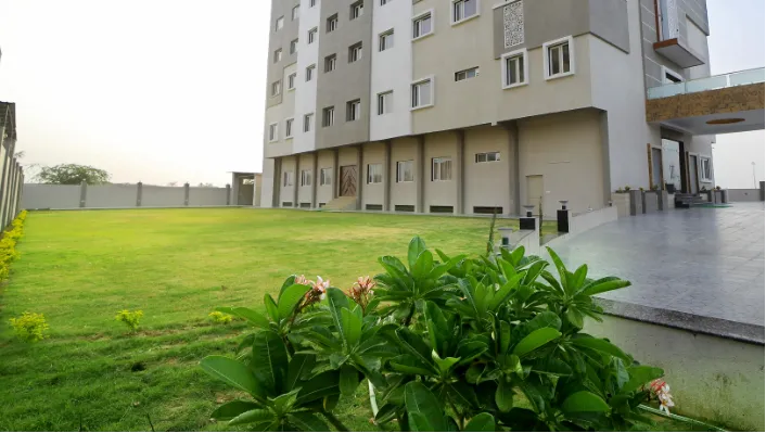 Shahi Lawn