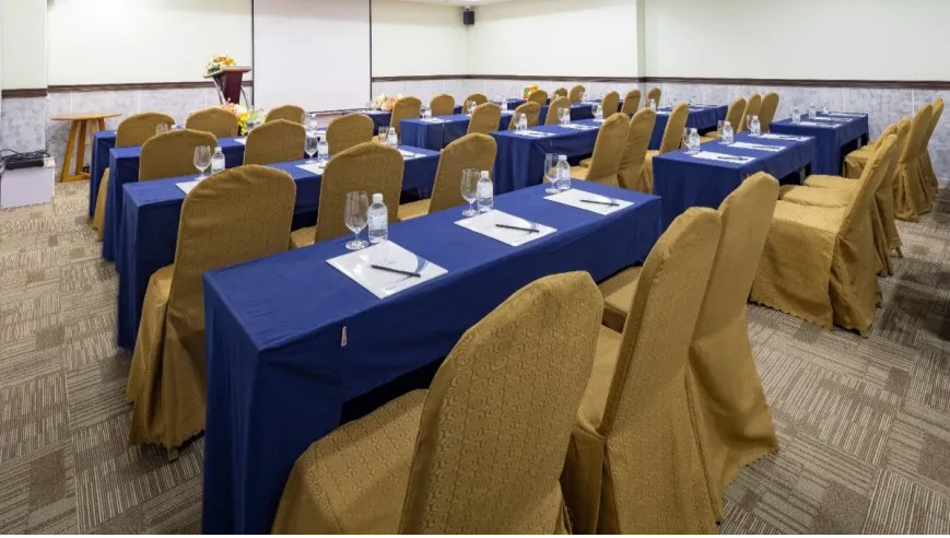 Sun Flower Meeting Room