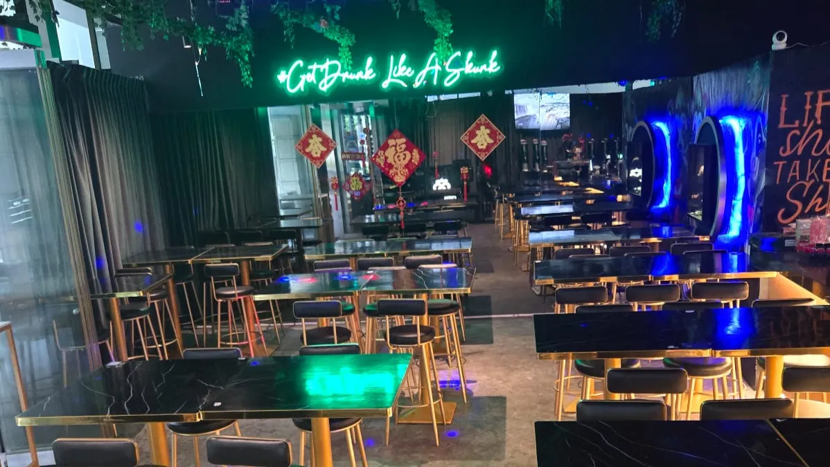 Bar — gallery