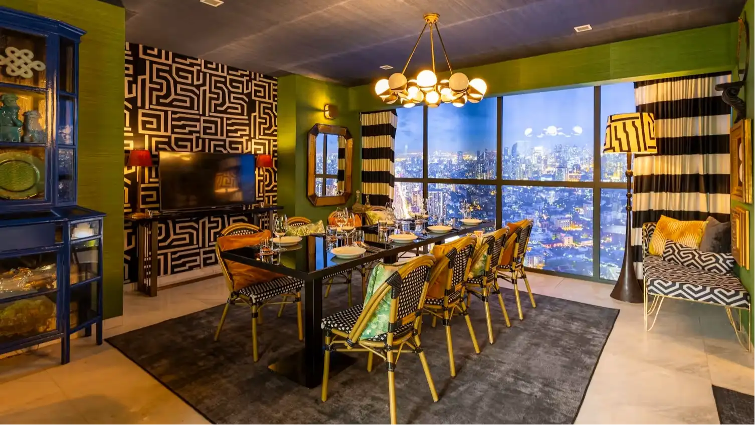 The Lounge — gallery