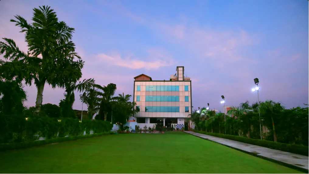 Vrinda Lawn