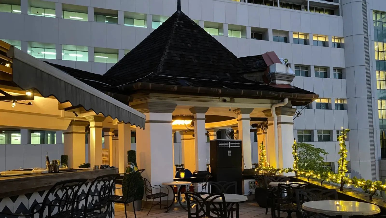 The Jù Bar