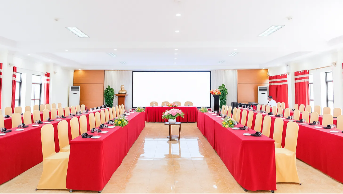 Grand Ballroom — gallery
