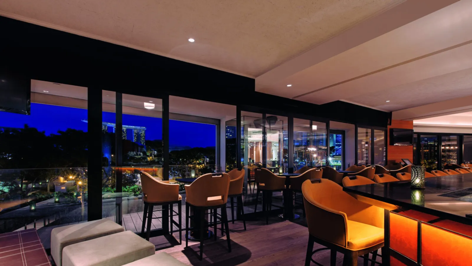 Bar Lounge — gallery