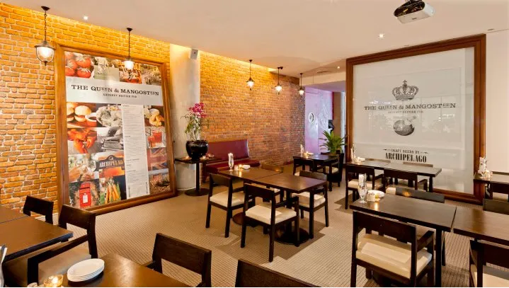 The Queen & Mangosteen — gallery