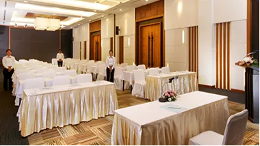 Maenam chaopraya 1 - 2