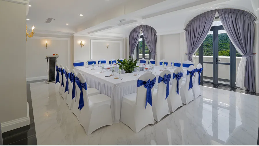 Meeting Room — gallery