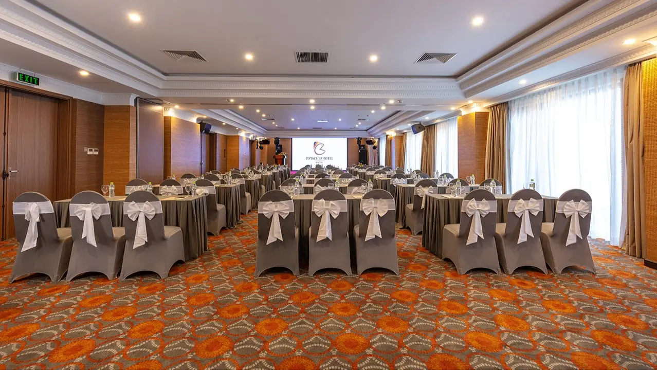 Silver Waterfall Room