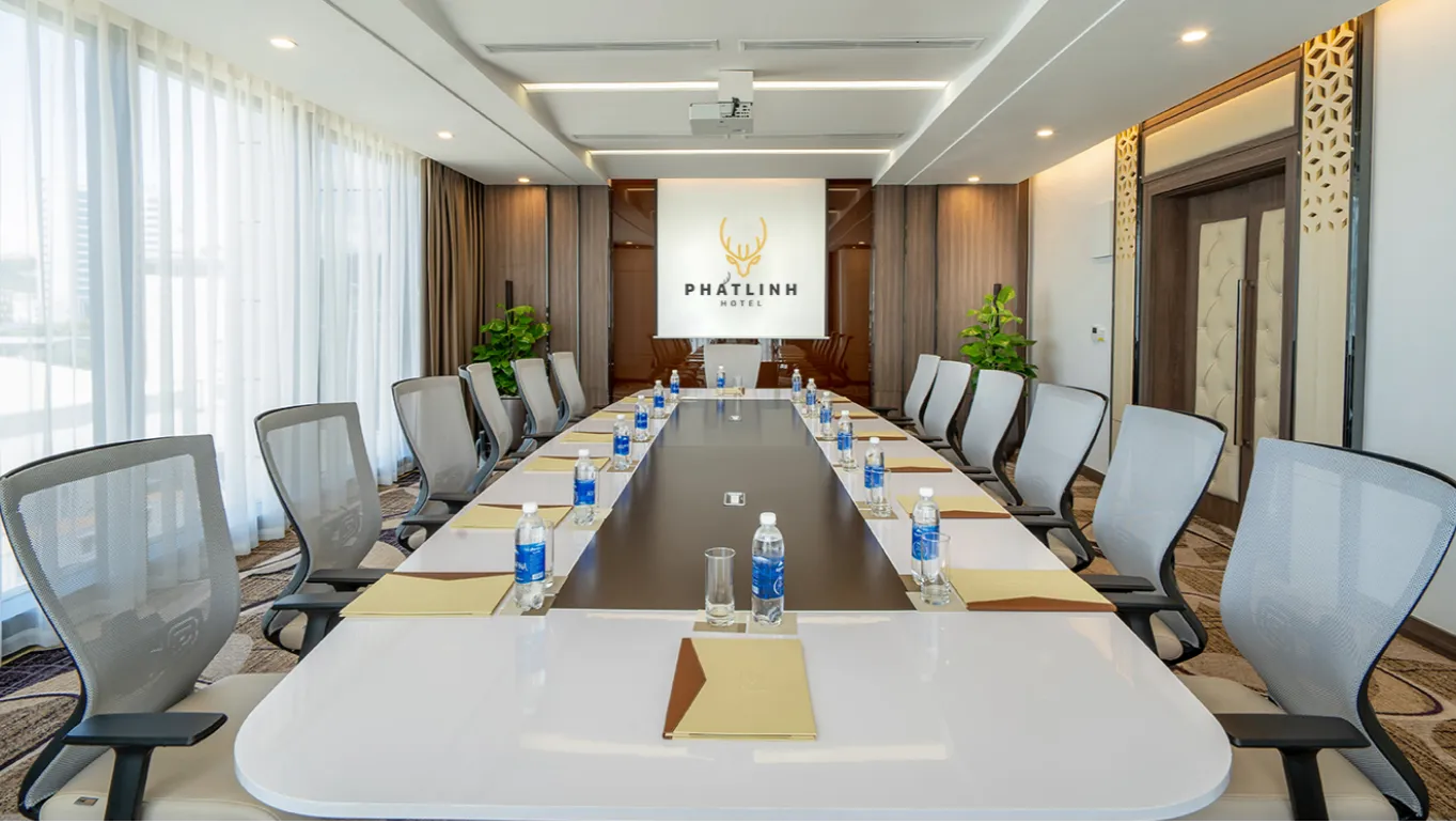 Sapphire Meeting Room 