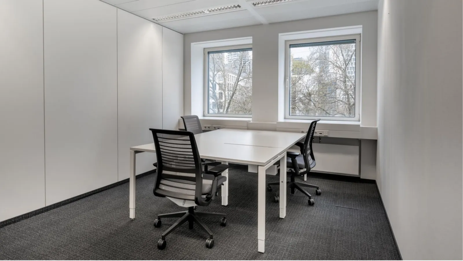 Meeting room MR-01 — gallery