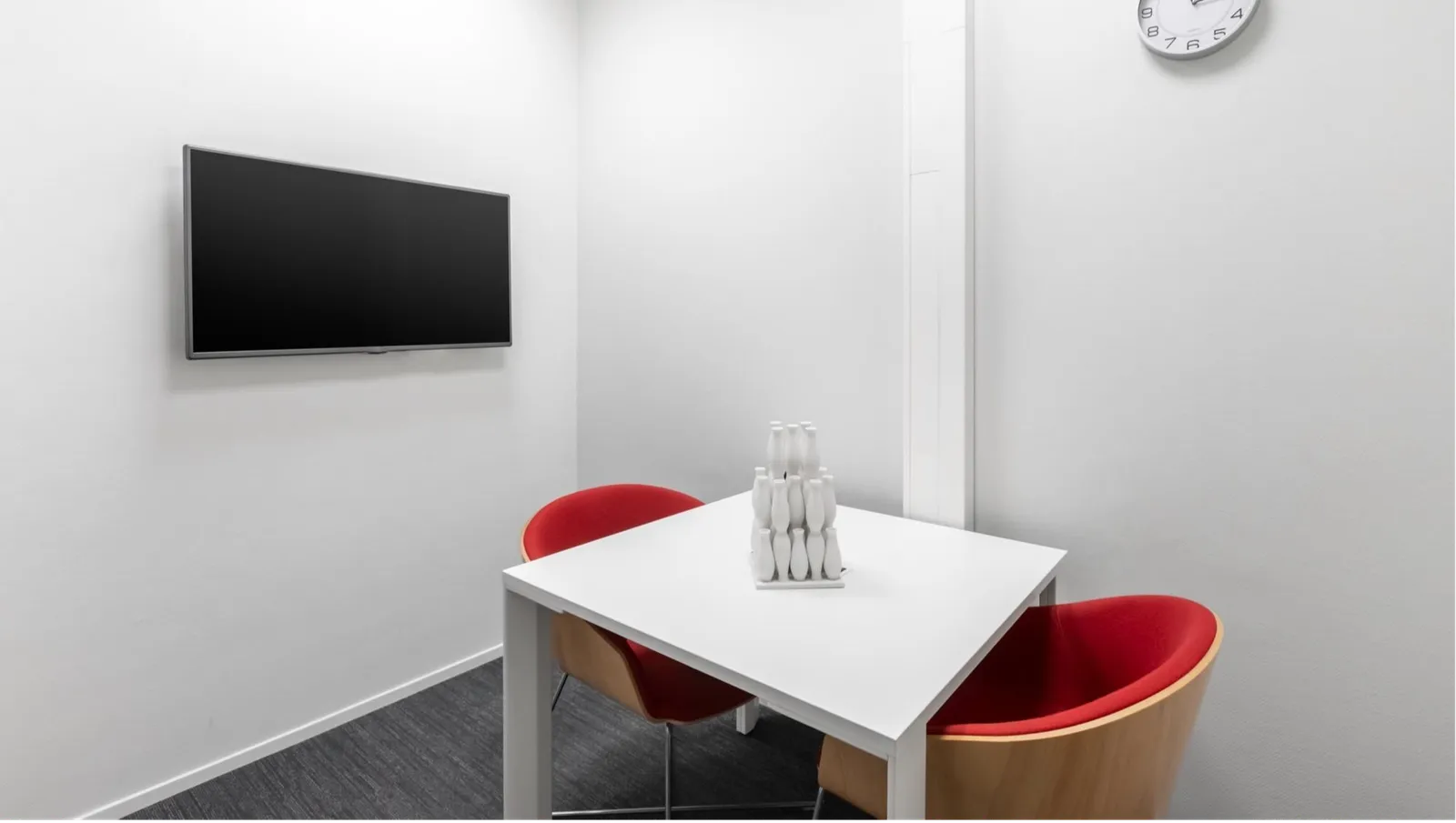 Meeting room MR - 7027 — gallery