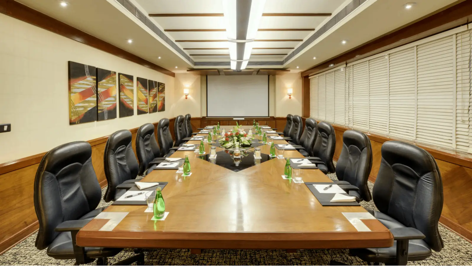 Hornbill Boardroom 