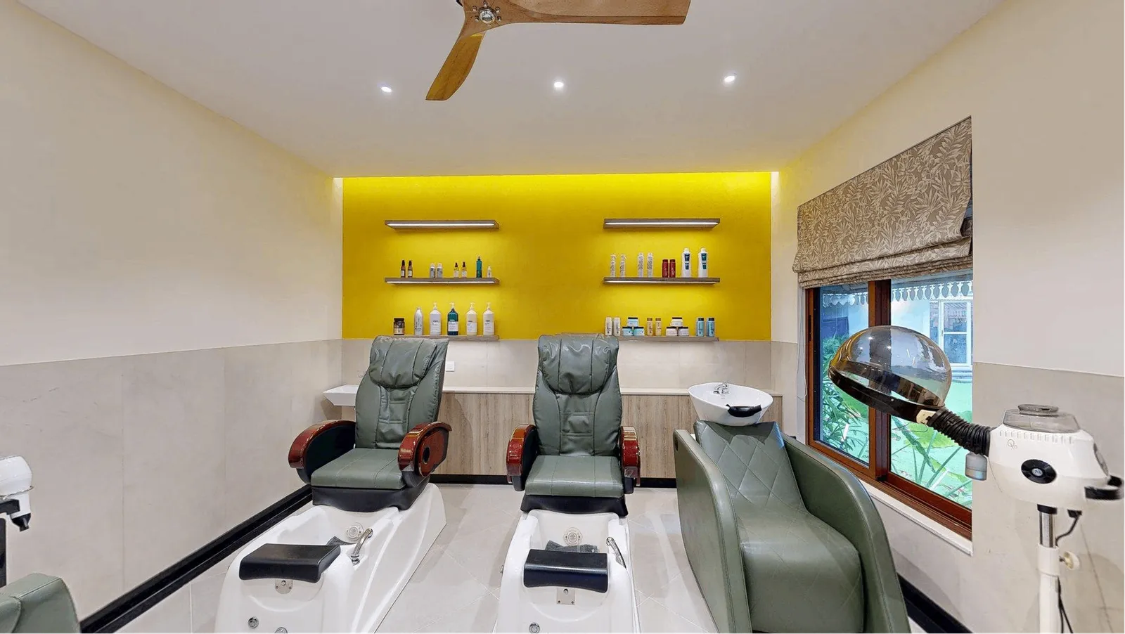 Salon