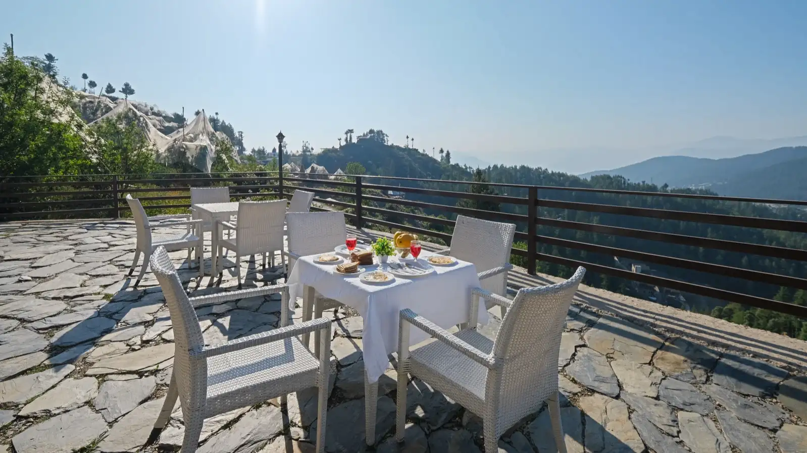  Outdoor Area