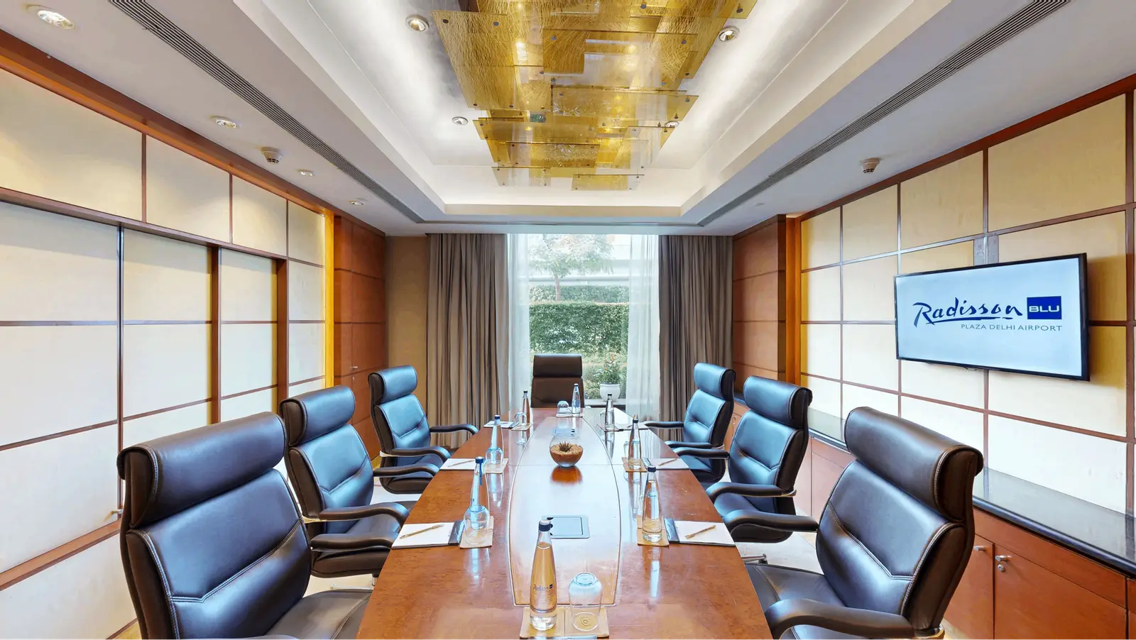 Boardroom 2
