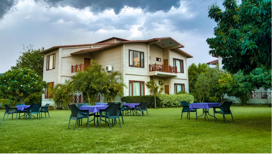 Sunday Ball Room with Adjacent Lawn