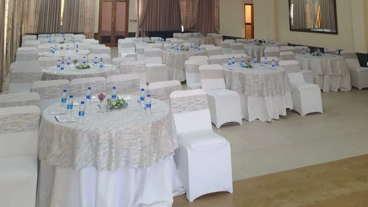 Conference hall 