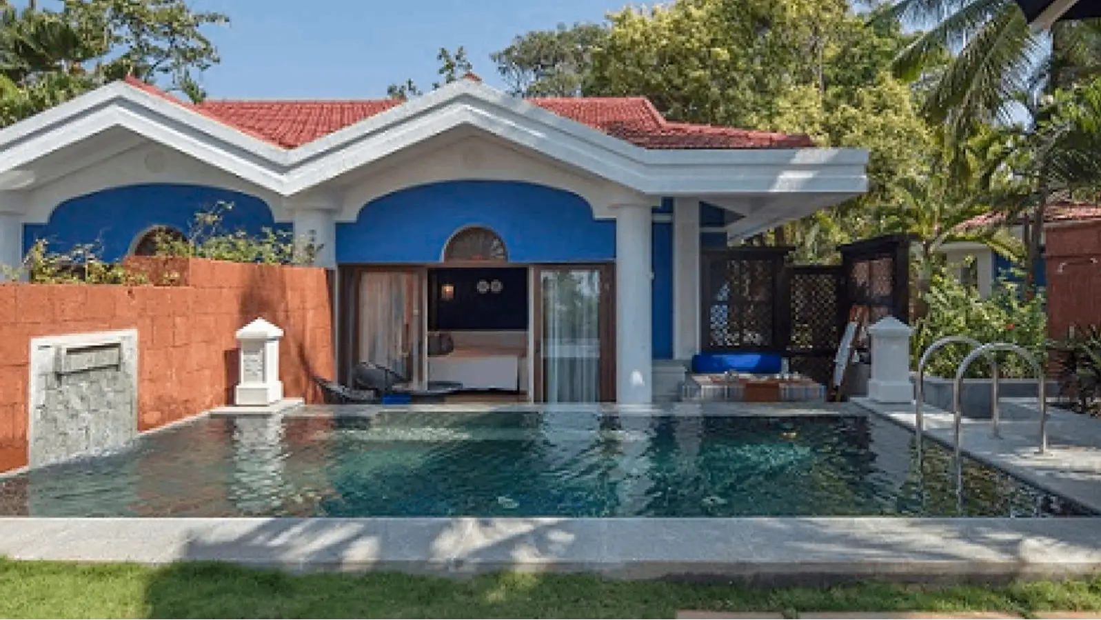 Indulgence Villa Room With Plunge Pool Twin Bed