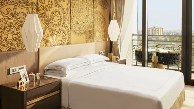 One Bedroom Suite With Balcony