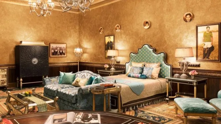 Royal Suite 1 Bedroom Garden View Or Courtyard View 