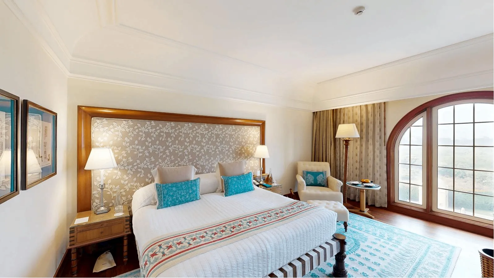 Premier King - Non Balcony