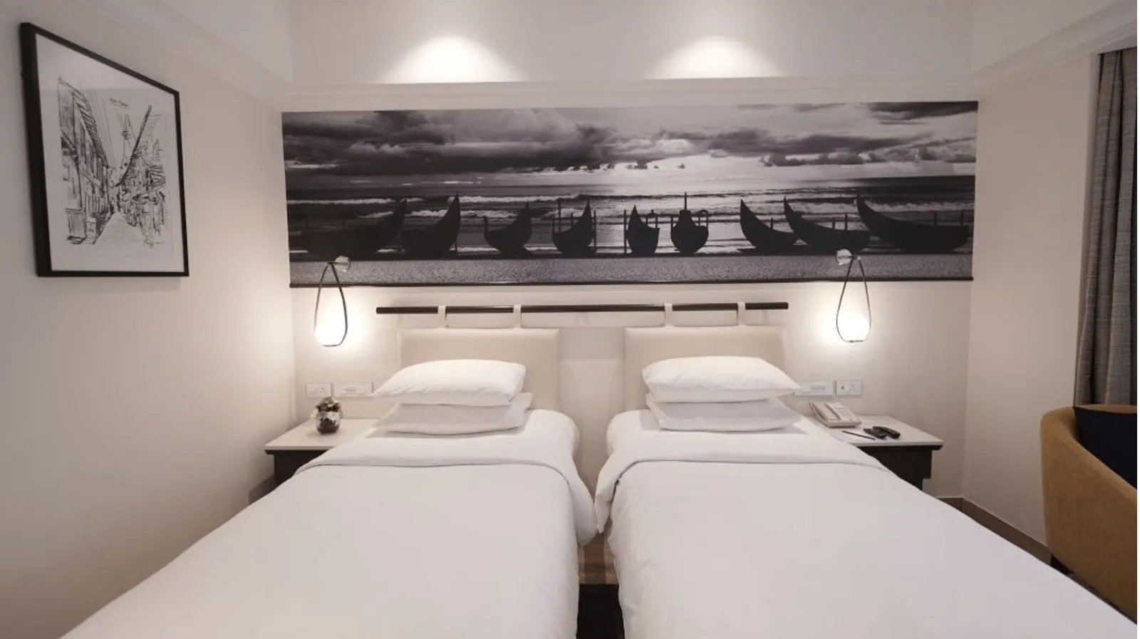 Deluxe Harbour View Room Twin Bed