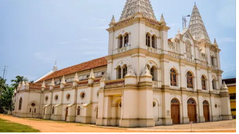 Santa Cruz Cathedral Basilica