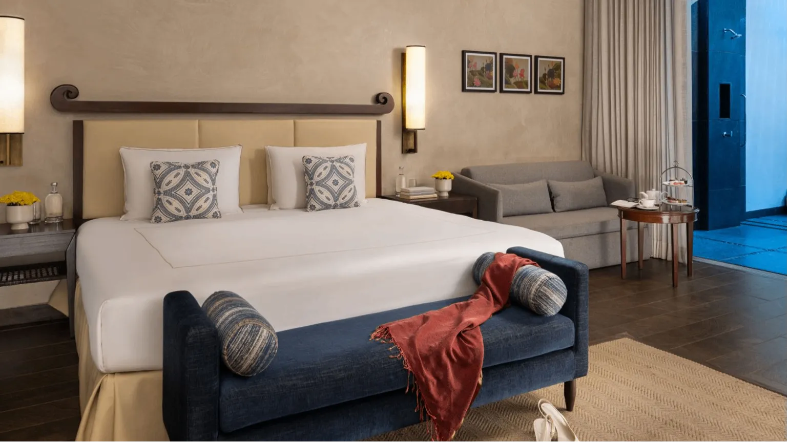 Deluxe Room King Bed With Plunge Pool 