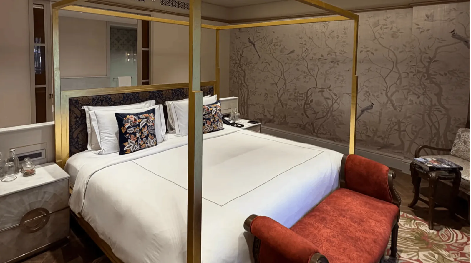 Grand Presidential Suite